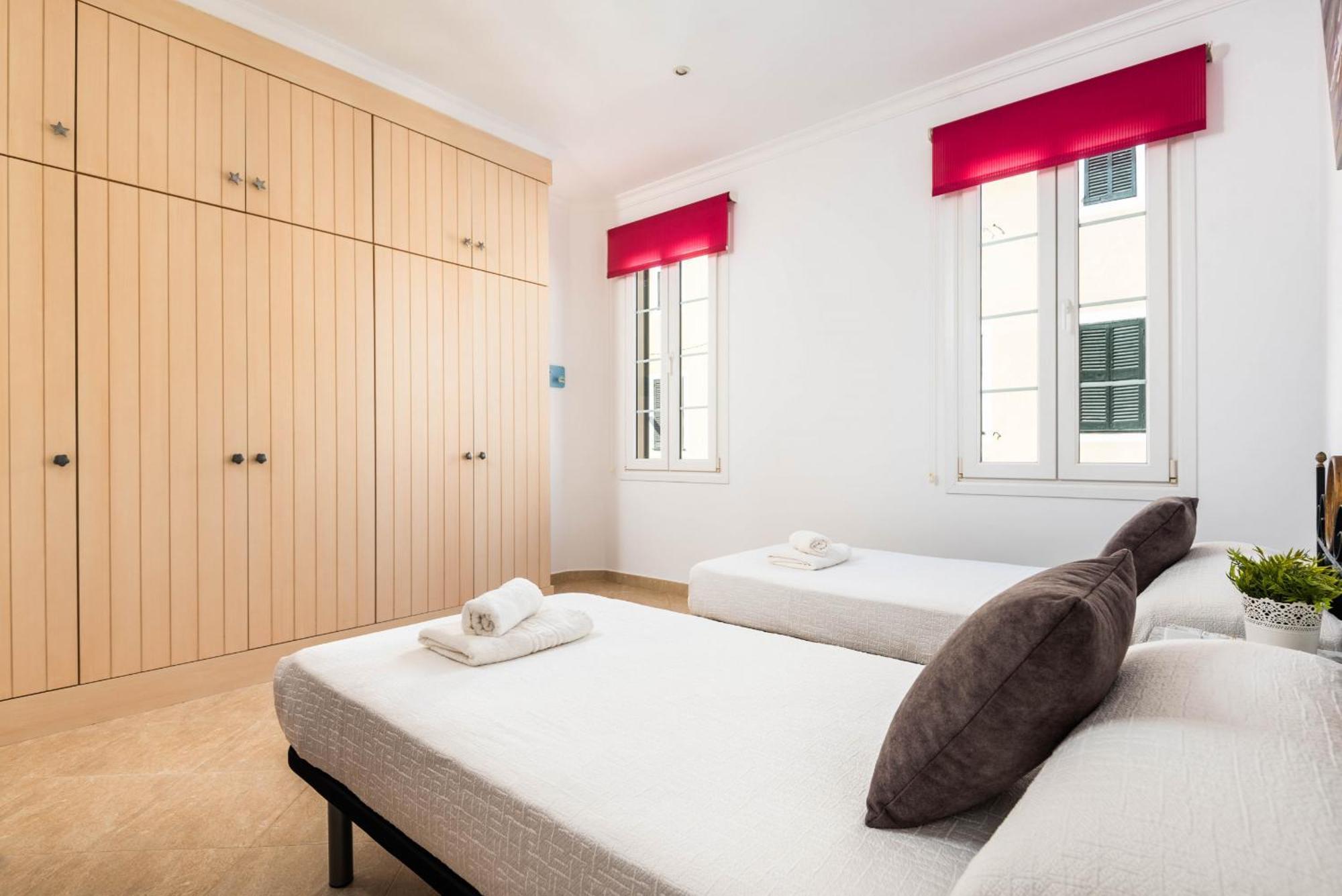 Ca Na Bel 4 Bedroom House, Ciutadella Ciutadella  Bagian luar foto